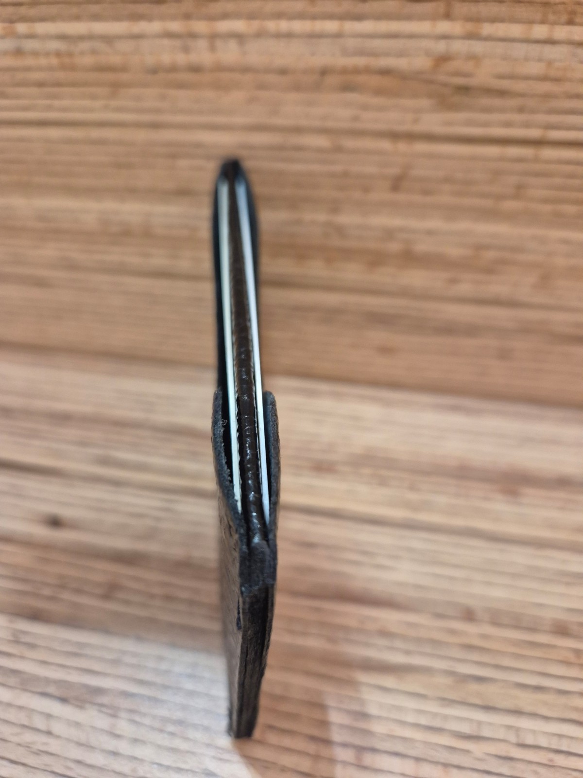 Porte-cartes Paul Marius Gabin éclipse disponible chez Evasion Dieppe