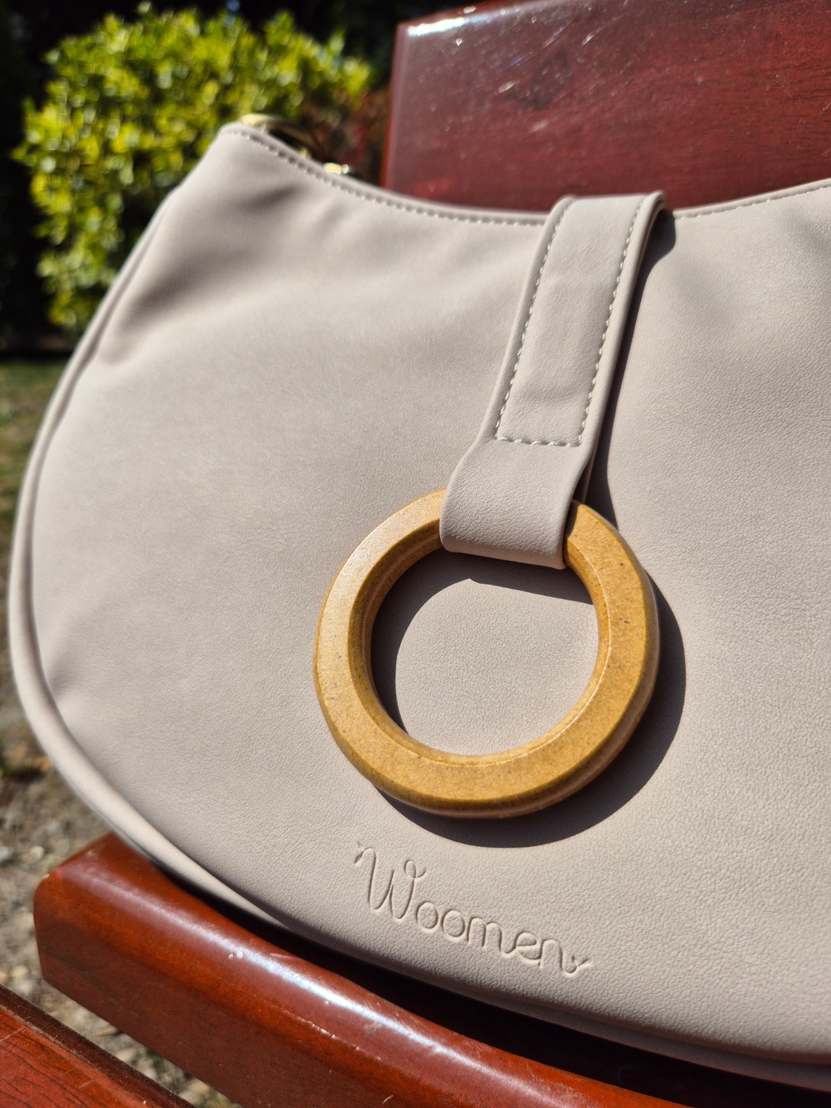 Sac bandoulière Woomen coloris craie disponible chez Evasion Dieppe