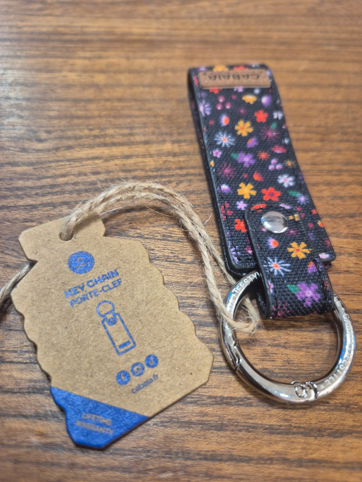 Porte-clés Cabaia Lausanne disponible chez Evasion Dieppe