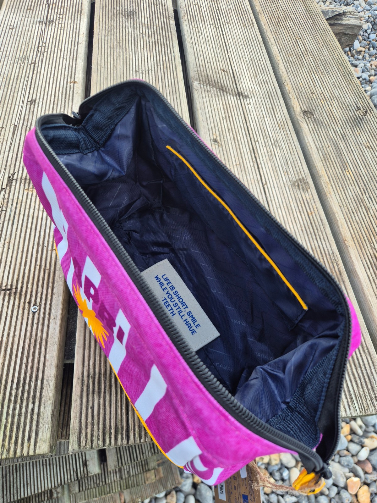 Trousse de toilette Cabaia version Piazza Tasso disponible chez Evasion Dieppe