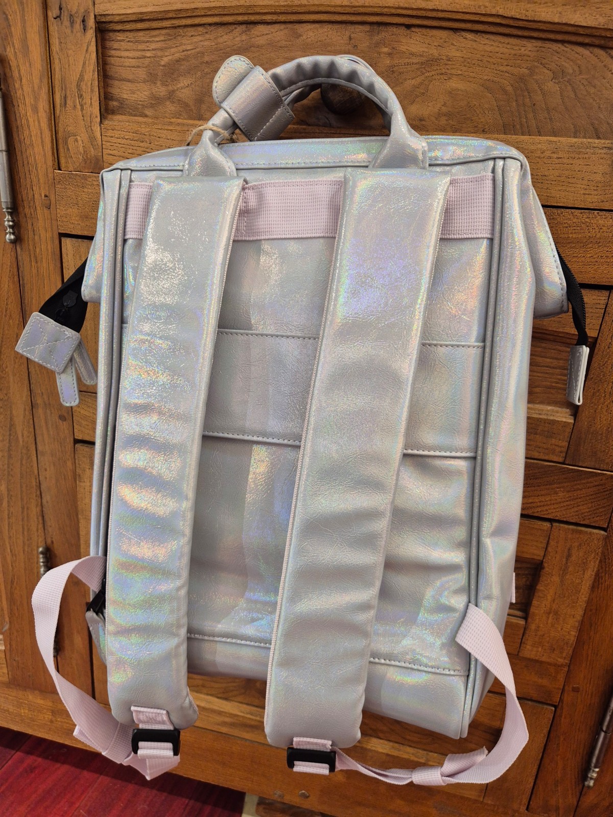 Sac à dos Cabaia Rennes silver disponible chez Evasion Dieppe