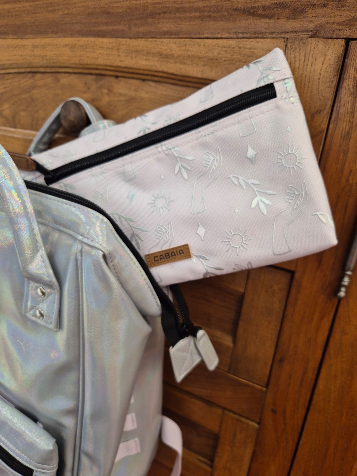 Sac à dos Cabaia Rennes silver disponible chez Evasion Dieppe