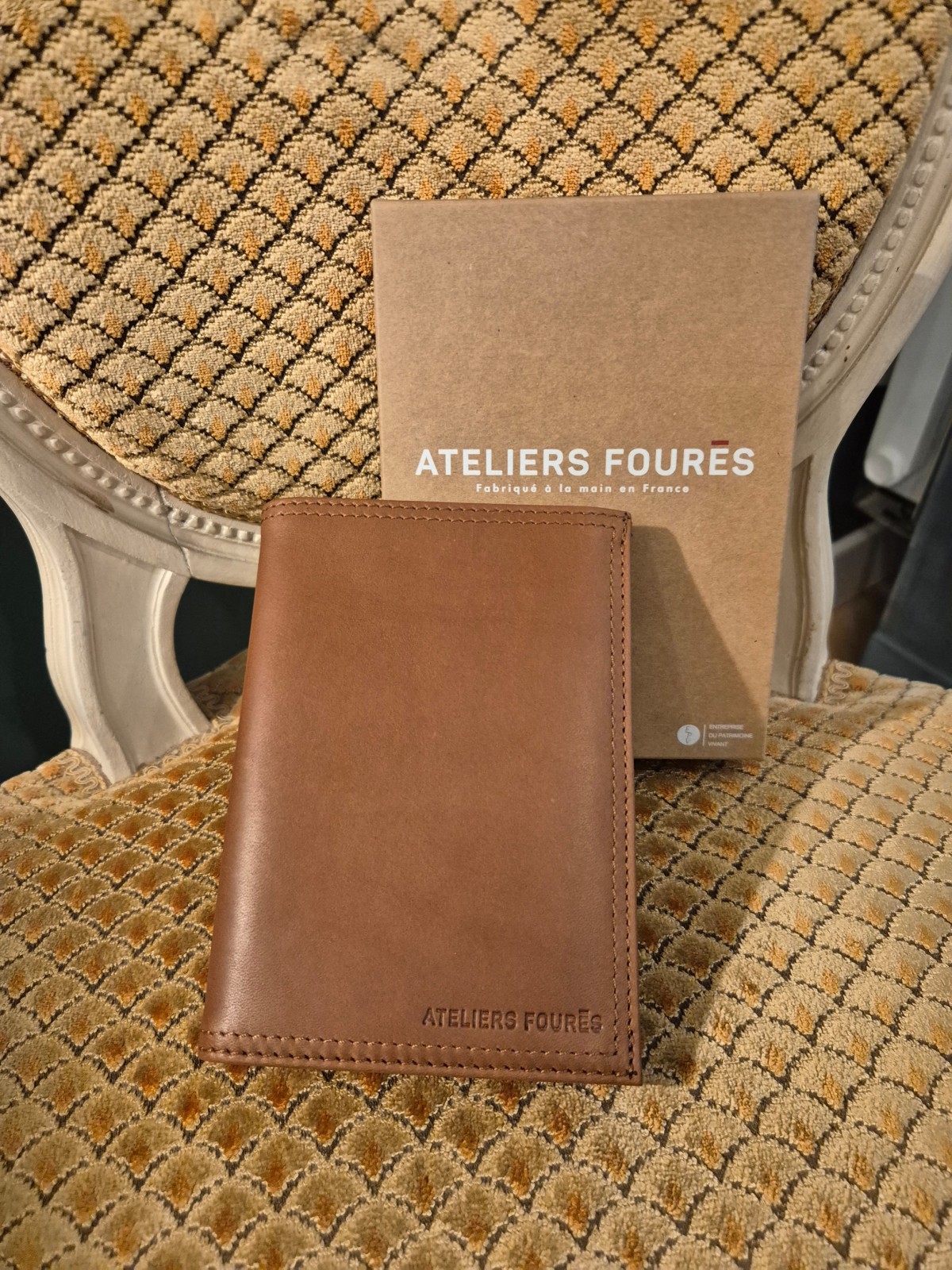 Portefeuille homme Ateliers Fourès cuir fauve fabriqué en France disponible chez Evasion Dieppe