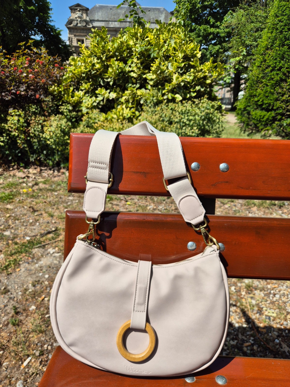 Sac bandoulière Woomen coloris craie disponible chez Evasion Dieppe