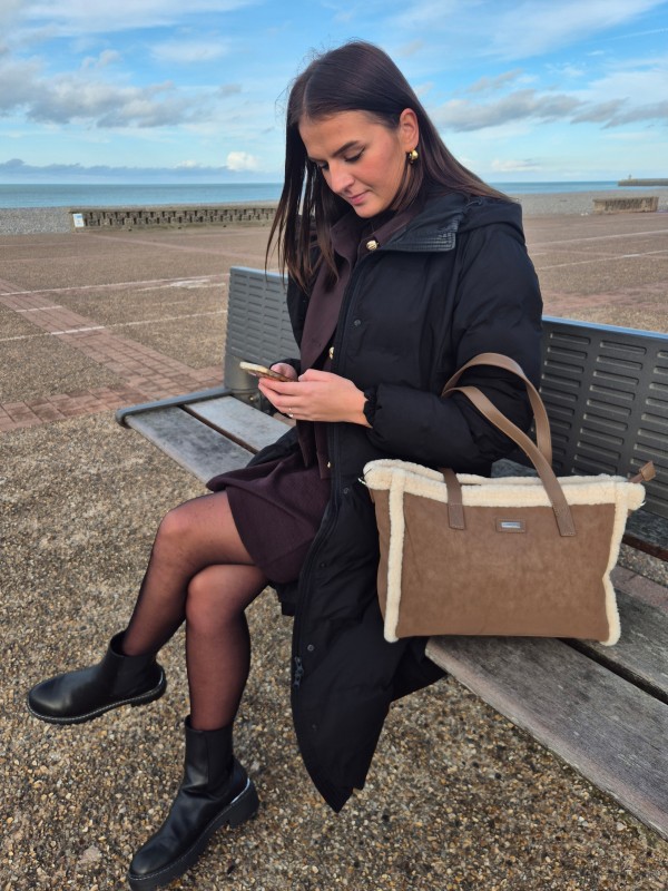 Sac cabas moumoute les Tropéziennes marron indisponible chez Evasion Dieppe