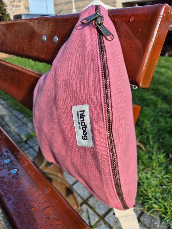 Sac banane Hindbag Olivia rose blush disponible chez Evasion Dieppe