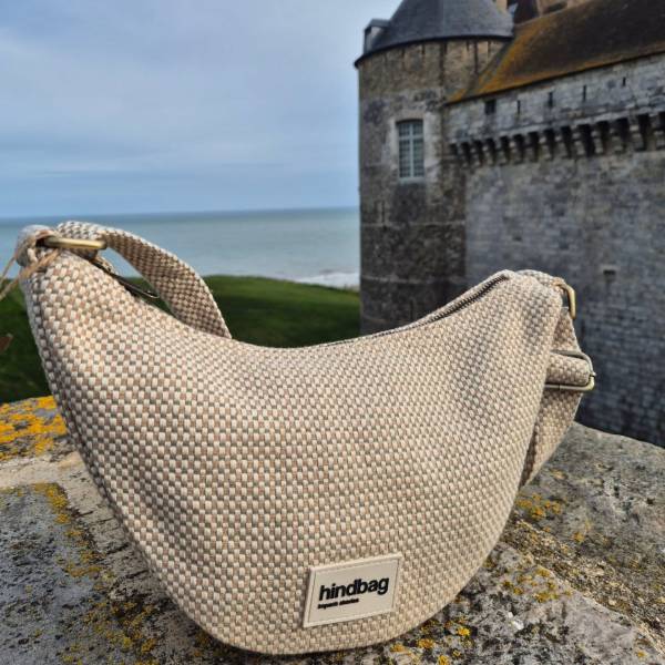 Evasion le spécialiste de la vente d'articles de maroquinerie, sacs, portefeuilles, valises, porte-ordinateur, scolaire, parapluies, ceintures sur Dieppe