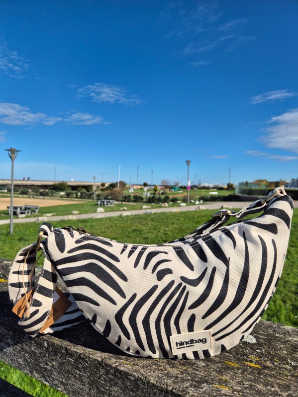 Sac Hindbag Andréa Zèbre écru disponible chez Evasion Dieppe