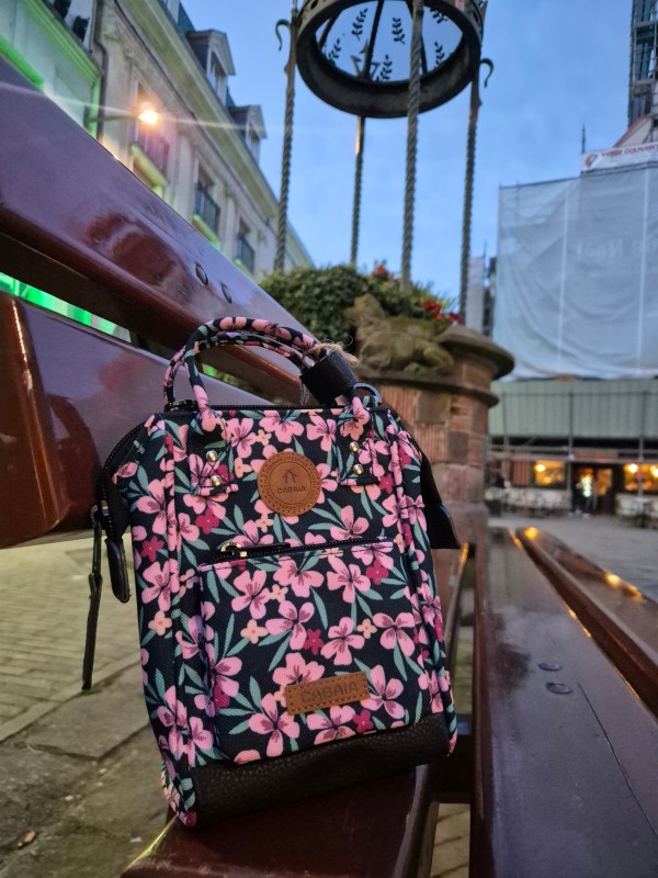 Sac bandoulière Cabaia Nano Cagliari disponible chez Evasion Dieppe