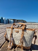 Sac bandoulière les Tropéziennes version bord de mer coloris beige camel disponible chez Evasion Dieppe