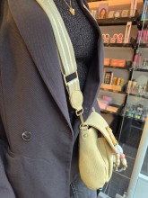 Sac bandoulière Woomen coloris mousse indisponible chez Evasion Dieppe