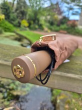 Grand parapluie pliant Hugo Boss disponible chez Evasion Dieppe