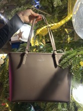 Grand sac Lancaster taupe galet disponible chez Evasion Dieppe