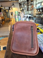 Sac Ateliers Fourès en cuir cognac fabrication française indisponible chez Evasion Dieppe