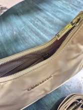 Sac bandoulière Lancaster beige indisponible chez Evasion Dieppe