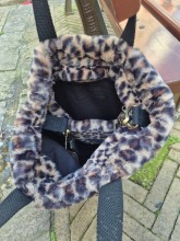 Sac Hindbag Paul fausse fourrure léopard disponible chez Evasion Dieppe