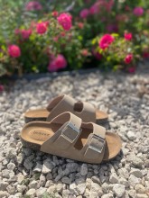 Sandales cuir coloris taupe Isotoner disponibles chez Evasion Dieppe